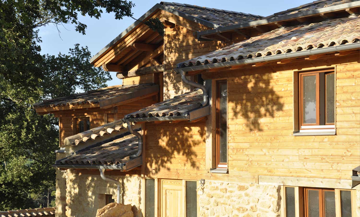 Ferienhaus Vermietung im Gard, Frankreich -Landhausaltes-stein-landhaus